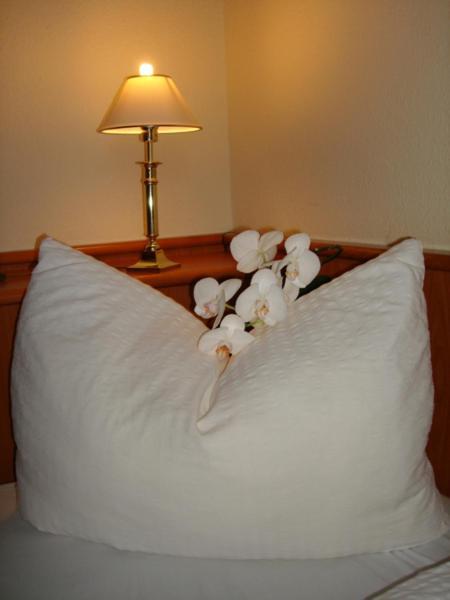Hotel Zur Post Deudesfeld Стая снимка
