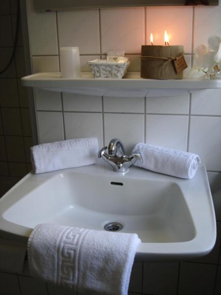 Hotel Zur Post Deudesfeld Екстериор снимка